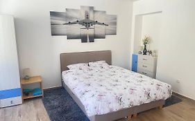U Tonyho - Homestay Strakonice 1-Kk